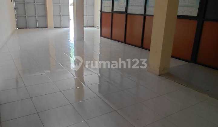 Ruko Gandeng Jalan Utama di Mutiara Gading City, Bekasi #572 2