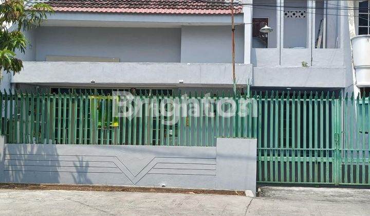 RUMAH 1 1/4 LT UK 200 METER