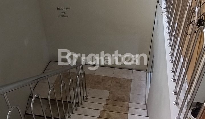 1 UNIT RUMAH DI MUARA KARANG 21/2 LANTAI 2