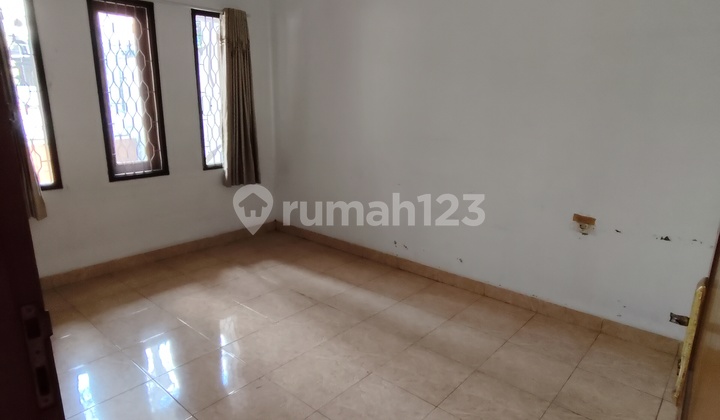 Jual Cepat !! Langka !! Rumah Bagus SHM di Taman Kopo Indah 2