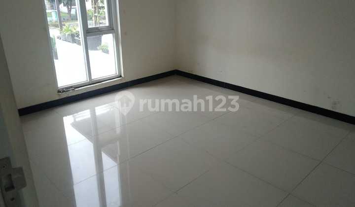 House for Rent in Taman Kopo Indah, 1 Floor, Affordable Price 2