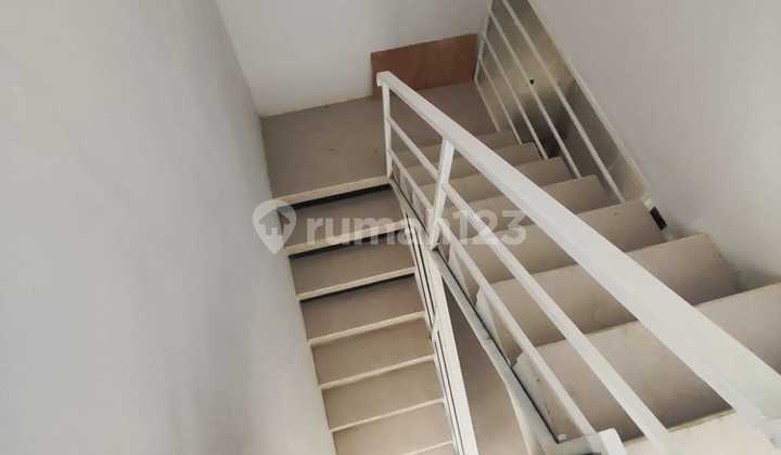 Turun Harga !! Rumah Baru Minimalis 2 Lantai Di Taman Kopo Indah 2