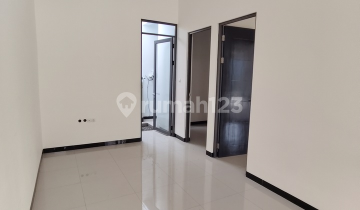 At the New One-Story Rented House in Taman Kopo Indah At the New One-Story Rented House in Taman Kopo Indah