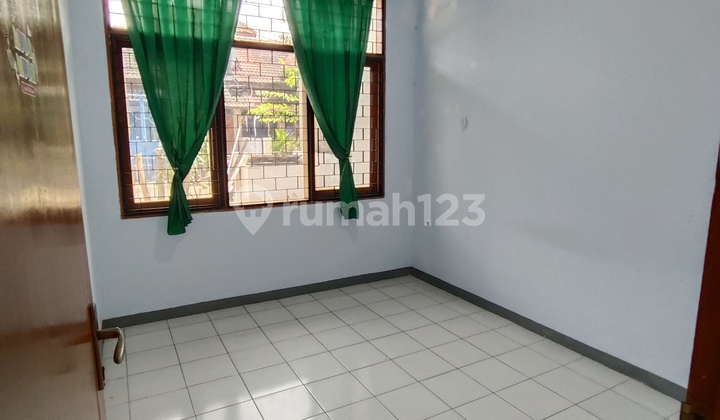 Cheap!! Rent a 1-Story House in Taman Kopo Indah 2