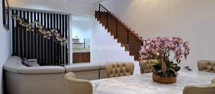 Jual rumah singgasana modern minimalis bagus 1