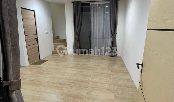 For Sale Second Hand House Lippo Karawaci Tangerang 2