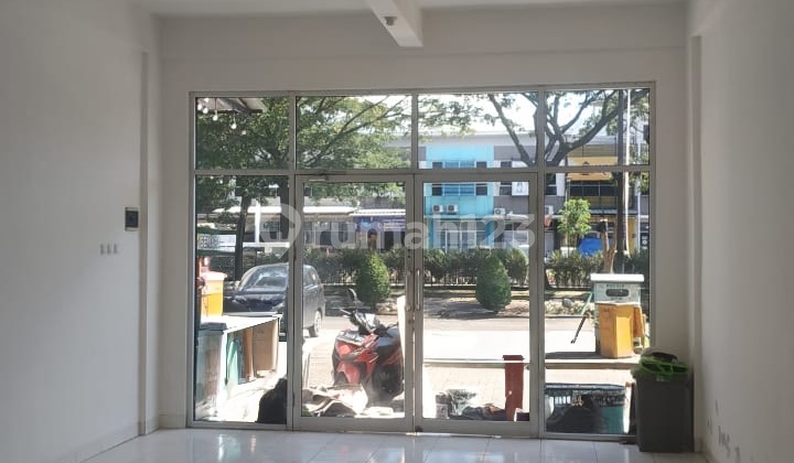 Rent Out a Shop House by the Roadside in Citra Raya Tangerang 2