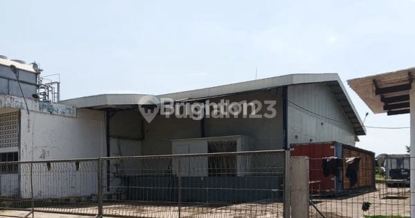 Harga Nego! Gudang Strategis Lt 6000M², Selangkah ke Pantura 2