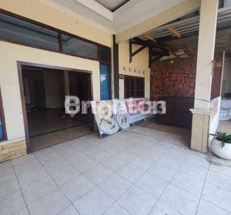 Commercial Property for Rent in Tembalang, Strategically Located in the Center of Activity 2