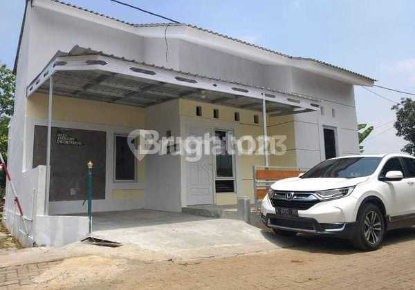 Strategic House in Ngaliyan, West Semarang, Ready to Occupy 1