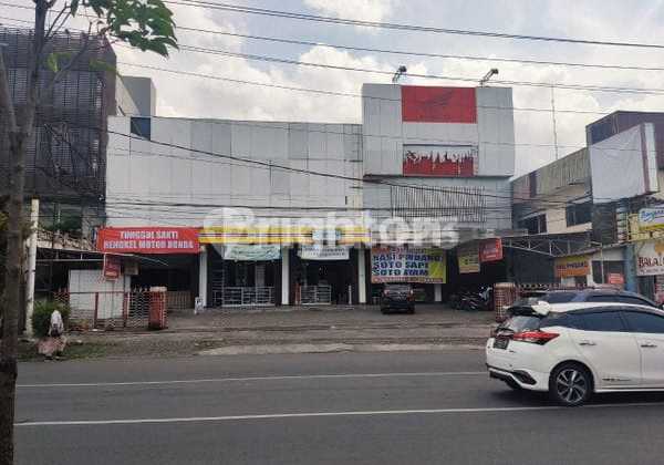 Iconic Commercial Building Bekas Showroom Top Brand, Siap Pakai 1