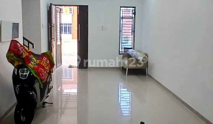 Rumah Dalam Cluster 2 Lantai Golden Bci 2 Bengkong Batam 2