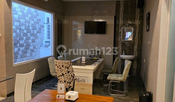 Rumah Usaha Darmo Dijual 2