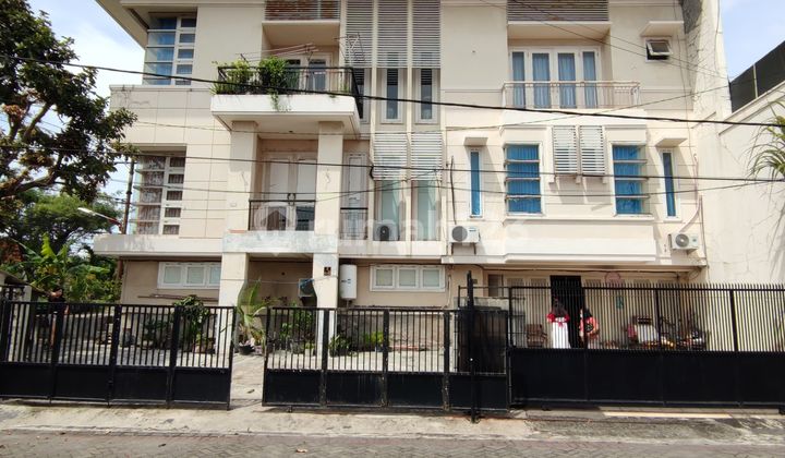 Turun Harga Rumah Kost Manyar