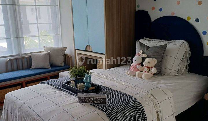 Dijual Rumah With Attic 2