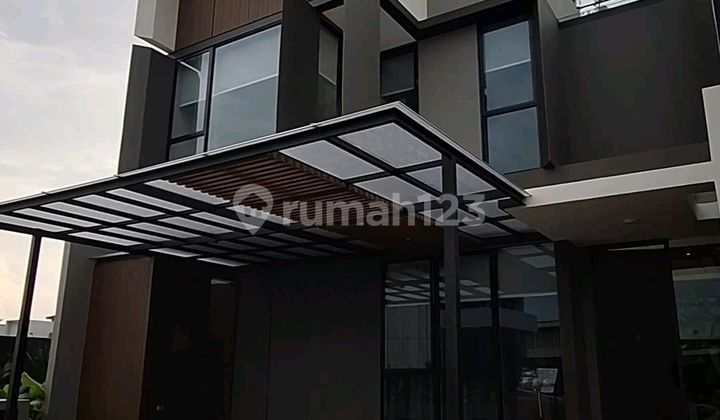 Rumah Mewah Layout Villa Harga Murah