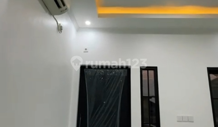 For Sale 2-Cans House