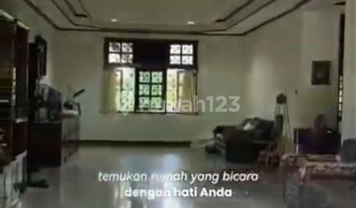 Rumah Luas Terawat Lokasi Strategis di Menteng, Jakarta Pusat