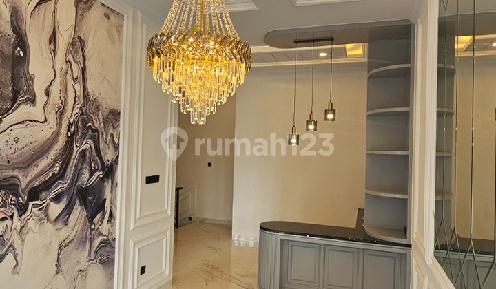 Rumah Mewah Lokasi Strategis di Greenleaf Residence Jagakarsa - Jakarta Selatan