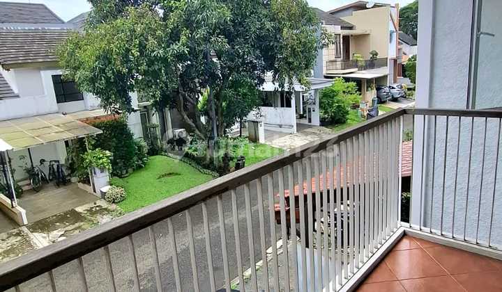 Rumah Cantik Gaya Tropis Lingkungan Asri Dalam Cluster di Bintaro Jaya, Tangerang Selatan 2