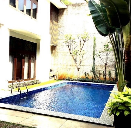 FOR RENT LUXURY HOUSE IN PONDOK INDAH READY TO OCCUPY (Private Pool) 2
