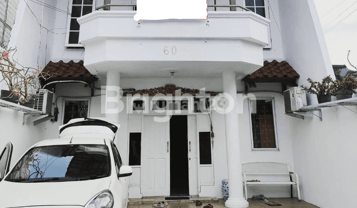 RUMAH KAYU MANIS MATRAMAN JAKARTA TIMUR 1