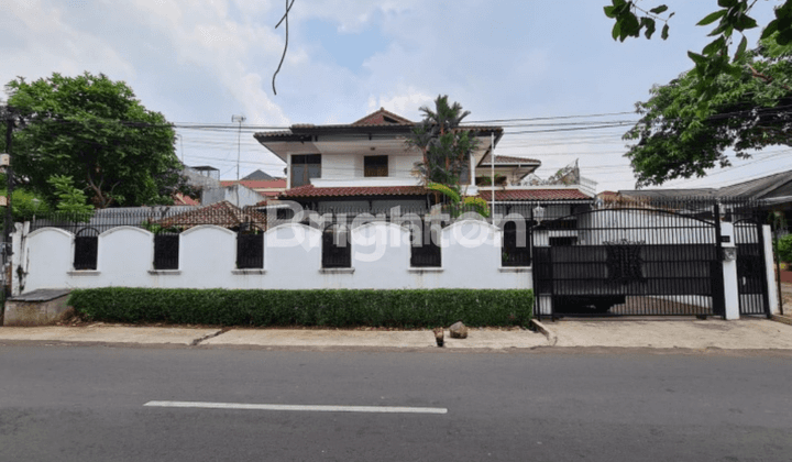 RUMAH PANCORAN JAKARTA SELATAN COCOK UNTUK TINGGAL / USAHA 1