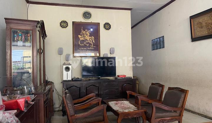 FOR SALE 1.5-STORY HOUSE IN CIRENDEU 2