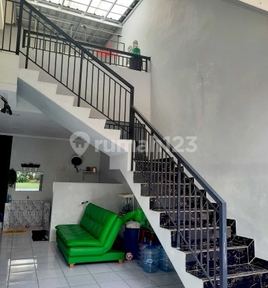 DIJUAL RUMAH 2 LANTAI FULL FURNISHED DI SENTUL CITY  2