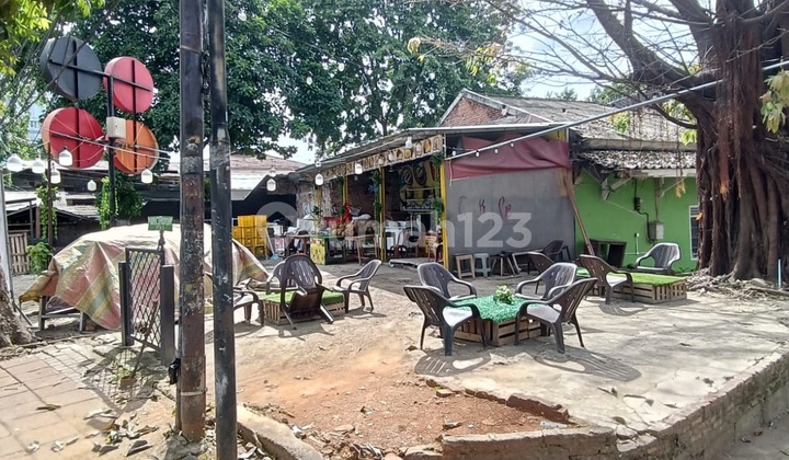 FOR RENT: COMMERCIAL SPACE ON PRAMUKA MAIN ROAD, HIGHLY STRATEGIC 2