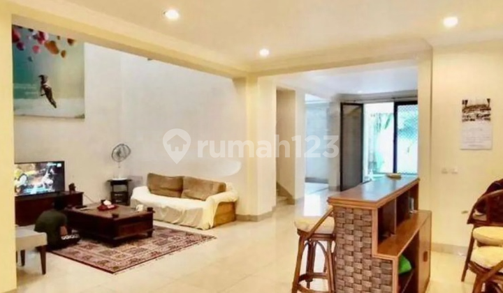 DIJUAL RUMAH KEMANG SELATAN (SWIMMING POOL) DIJUAL RUMAH KEMANG SELATAN (SWIMMING POOL)