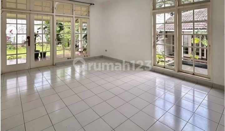 DIJUAL RUMAH DI SEGITIGA EMAS KUNINGAN BELAKANG KEDUTAAN AUSTRALIA DIBAWAH NJOP!!