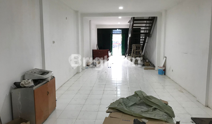 RUKO LOKASI STRATEGIS DI WAHID HASYIM JAKARTA PUSAT 2