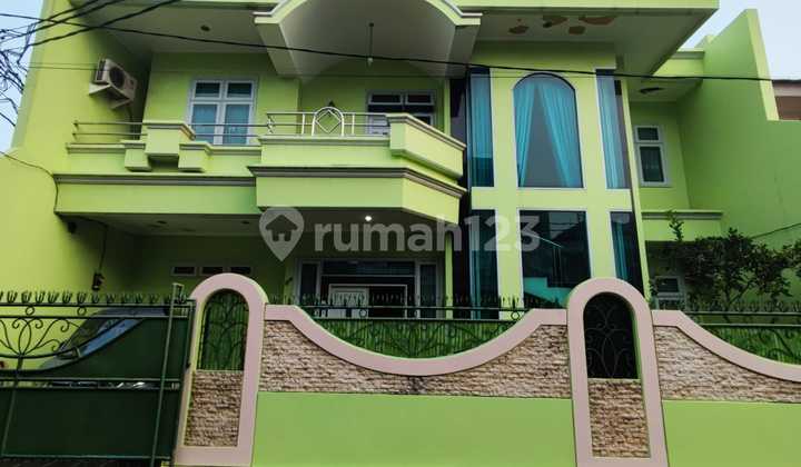 For Sale 2-Story House in Kemanggisan Near Campus