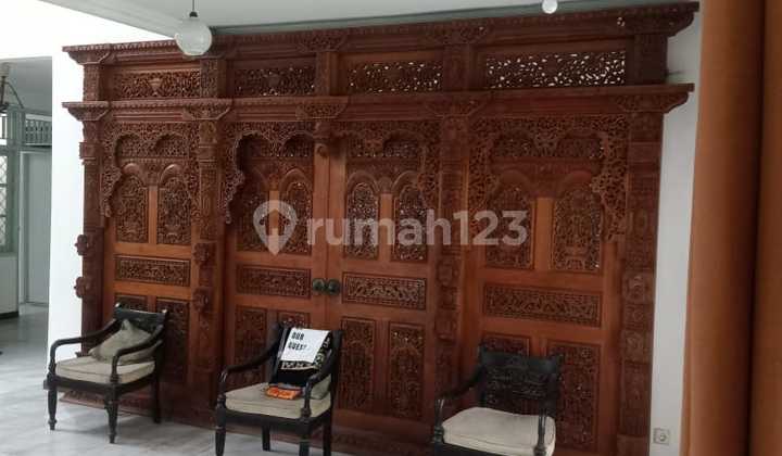 DISEWAKAN RUMAH DI BINTARO JAYA SEKTOR 6 BISA UNTUK KANTOR / BISNIS 2