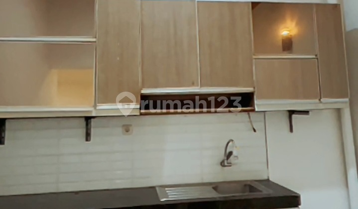 For Sale and For Rent 3-Story House in Cirendeu