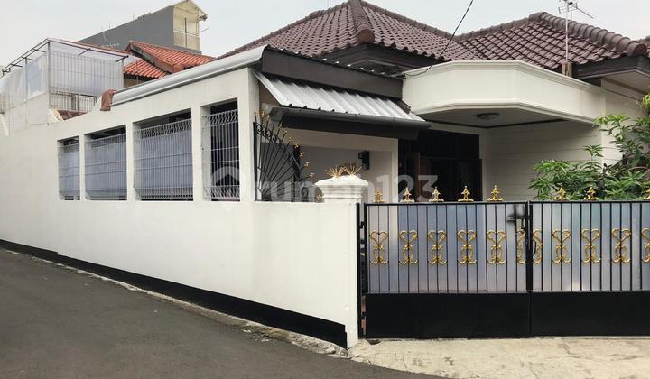 Jual Rumah (ant)di Hoek_ Rawamangun, Jakarta Timur.