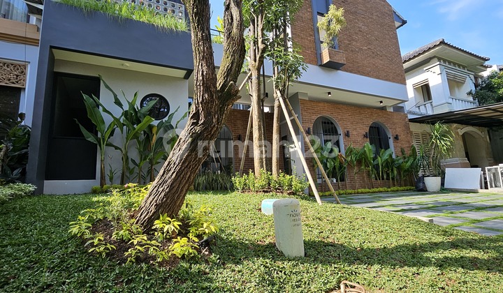 Nice House in The Green Cluster Banyan Ville, BSD, Tangerang