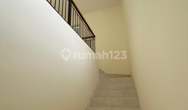 Nice Unfurnished House at De Park, Cluster De Cajuputi, BSD, Tangerang 2