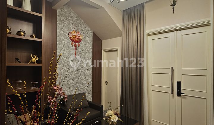 Rumah Semi Furnished SHM di The Springs Flamingo, Gading Serpong, Tangerang  2
