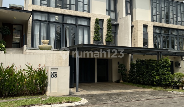 Rumah Bagus SHM di Cluster Lancewood, Navapark, BSD, Tangerang Selatan
