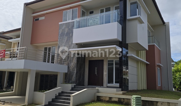For Sale Fully Furnished 2-Story House in Cluster Vineyard, The Green, BSD City