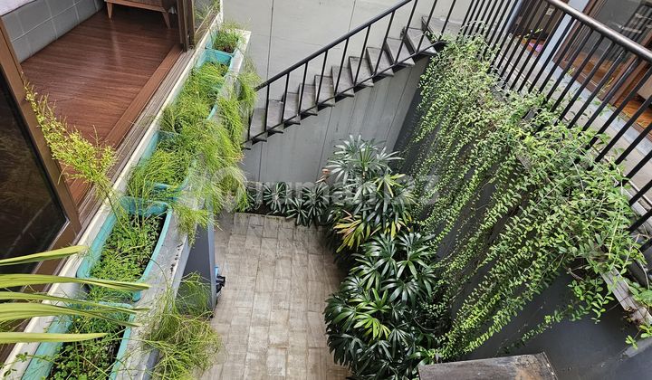 Dijual dan Siap Huni Rumah di De Park Helaconia, BSD 2