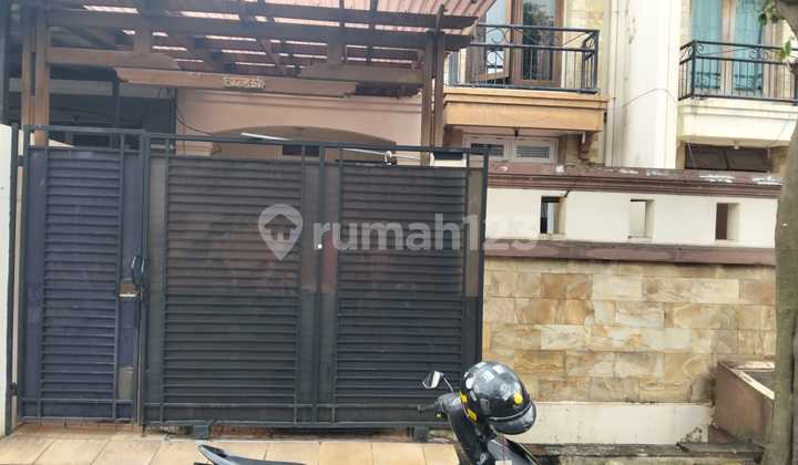 Dijual Rumah 2 Lantai Siap Huni di Sektor 1G, Gading Serpong