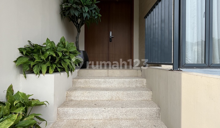 Rumah Bagus SHM di Cluster Lancewood, Navapark, BSD, Tangerang Selatan