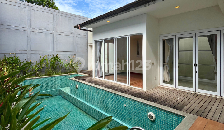 Dijual Rumah 2 Lantai Sudah SHM di Greenwich, Whitsand, Bsd