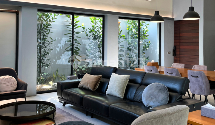 Jual Cepat Rumah Bagus di The Green, Bellagio BSD, Tangerang Selatan