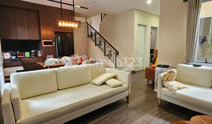 Rumah Terenovasi Furnished di De Park, Cluster De Frangipani Bsd, Tangerang Rumah Terenovasi Furnished di De Park, Cluster De Frangipani Bsd, Tangerang