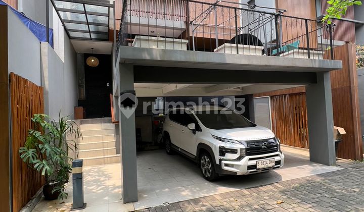 Nice Furnished House in Greenwich Park, Caelus Cluster, BSD, Tangerang