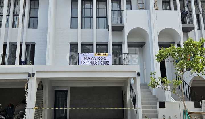 Jual Cepat & Murah!! Rumah Bagus Unfurnished di Greenwich Aether BSD, Tangerang Selatan